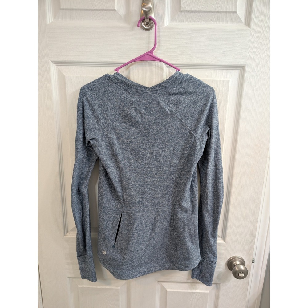 Lululemon Runderful‎ Long Sleeve Top Womens Blue Thumbholes Back Pocket - Size 8